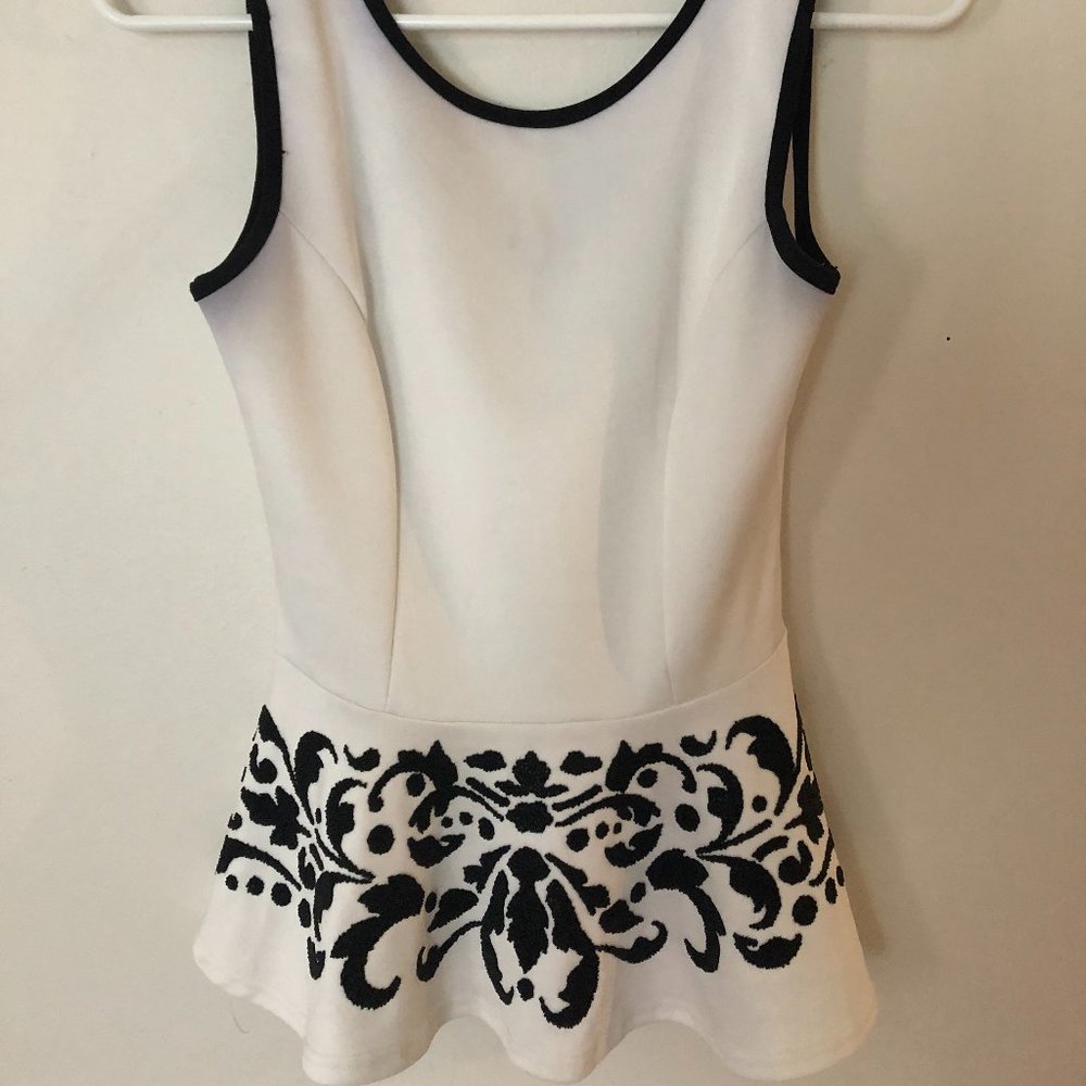 Beautiful Joyce Leslie Tank